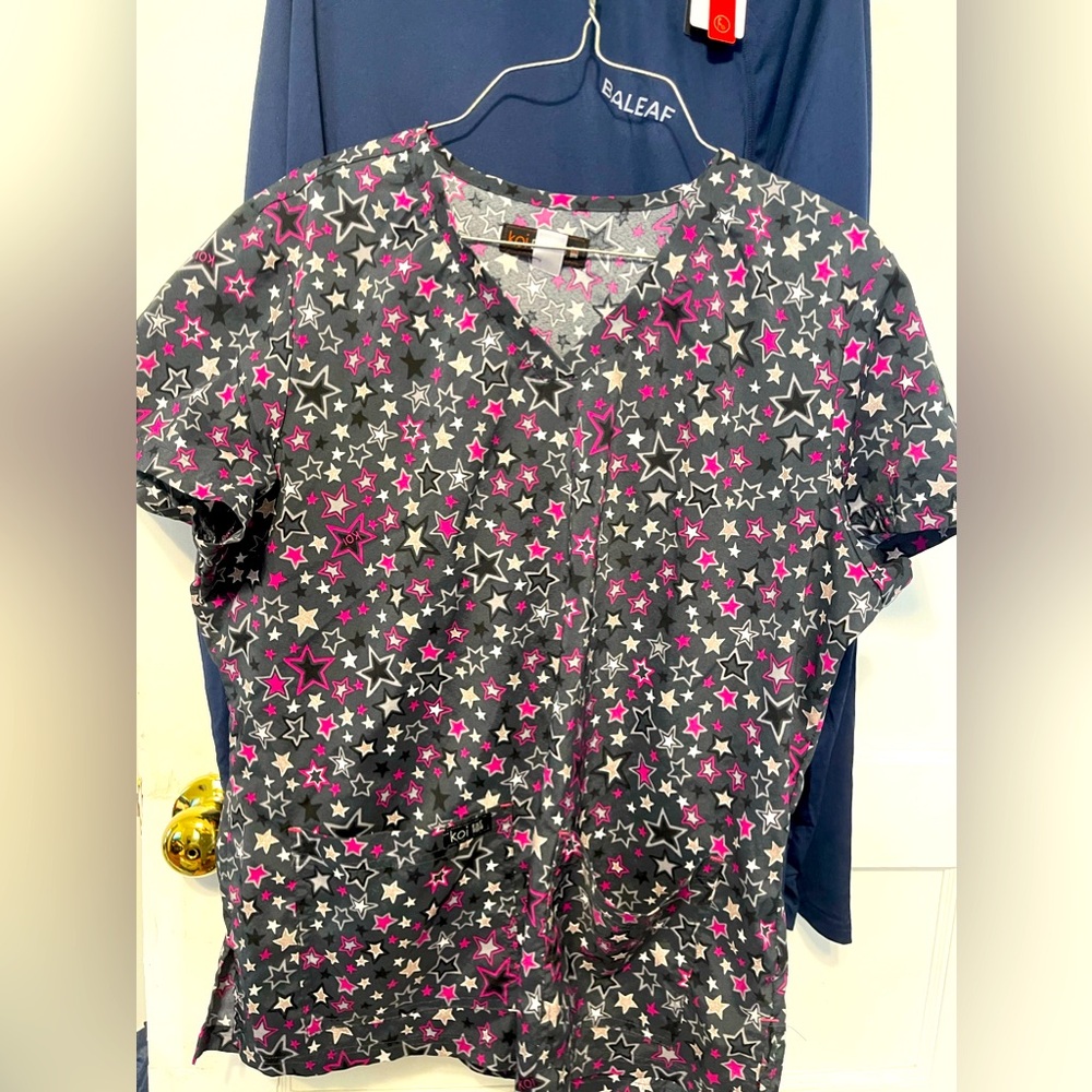 Koi scrub top
